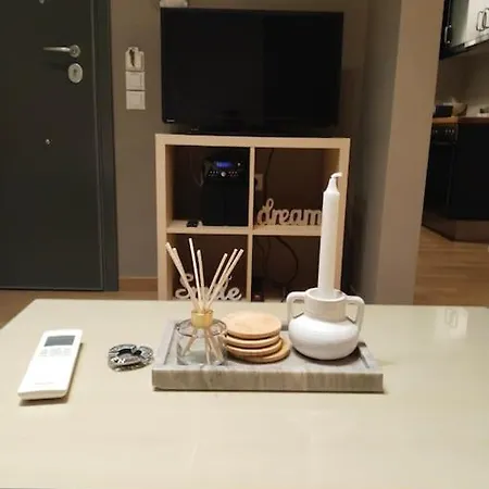 Acrohouse 2 *